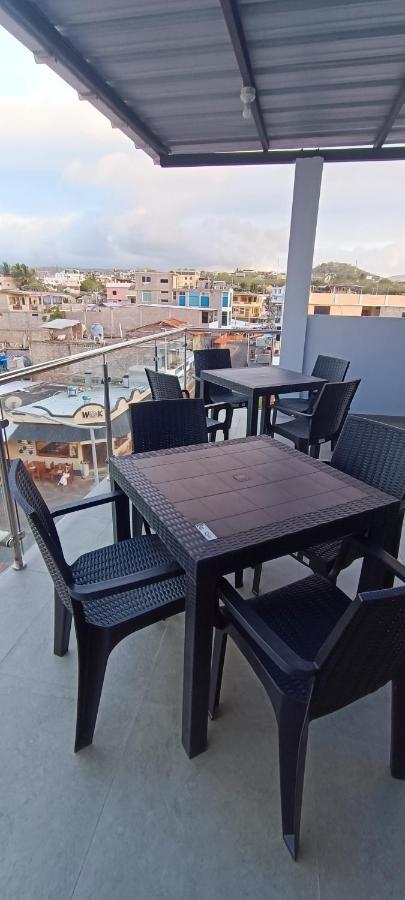 Bed and Breakfast Mantarraya Puerto Baquerizo Moreno Exterior foto